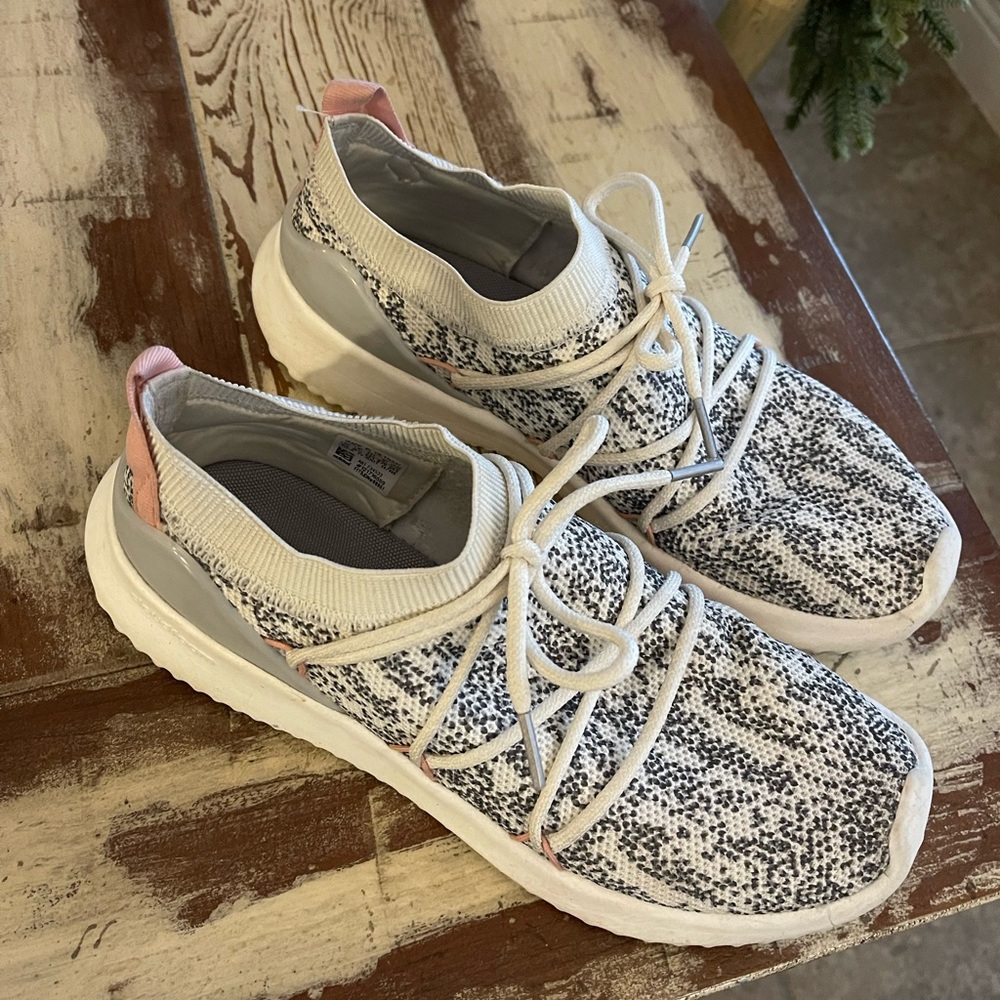 Adidas Cloudfoam